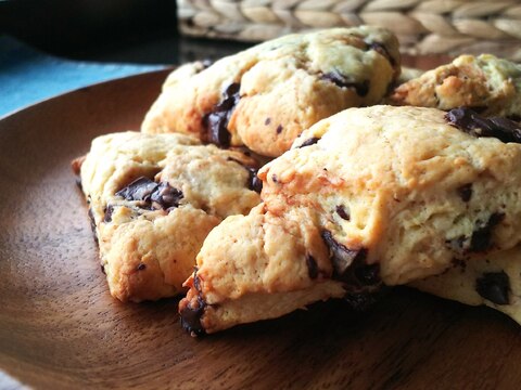 ホットケーキミックスで作る♪簡単チョコスコーン♪